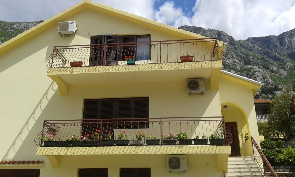 Apartment Adela Cattaro Esterno foto